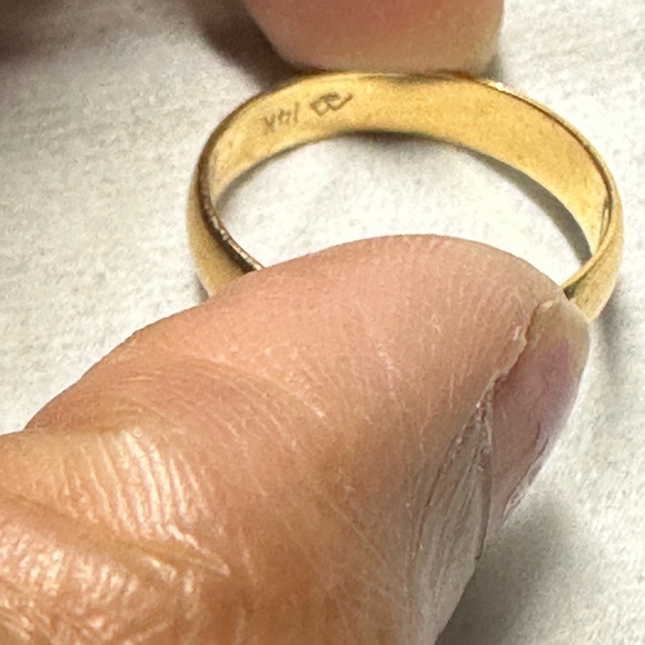 Vintage 14K Gold Women's Ring-wedding band - Picture 2 of 14